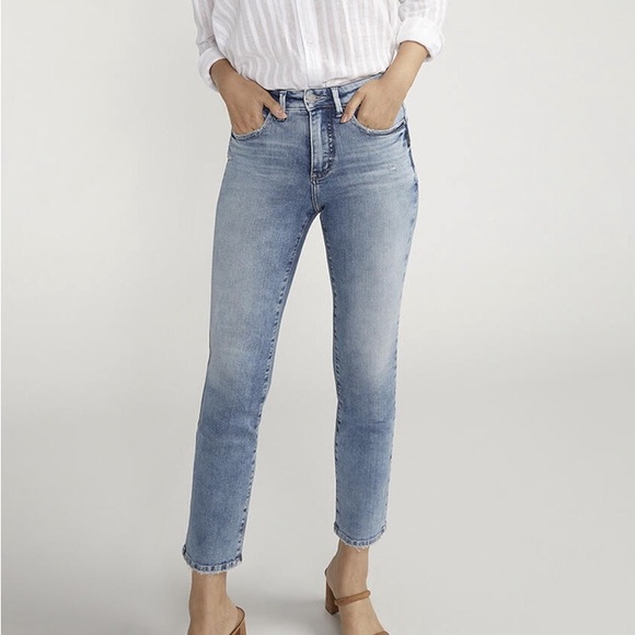 Silver Ibister high rise ankle straight jeans 32 x 29 buy 2 for $28 - Picture 4 of 7